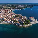 Beautiful Home In Porec With Wifi
