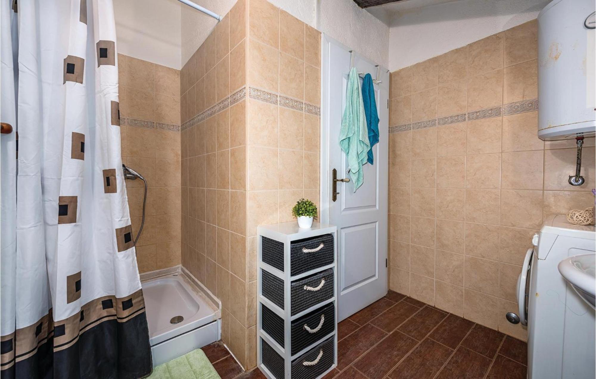 Holiday home Beautiful In With Wifi